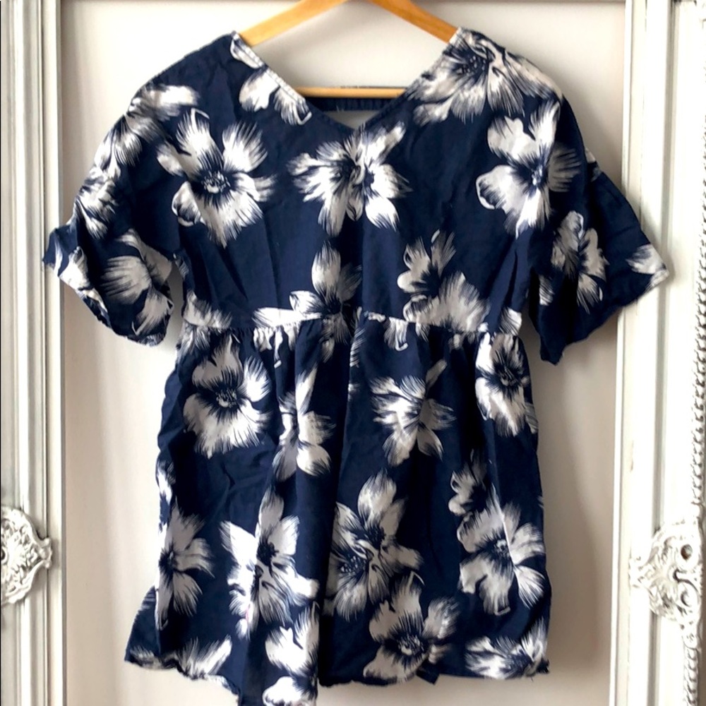 Floral top